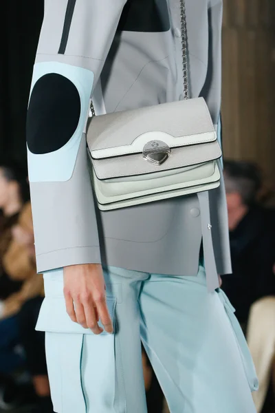 Look 104